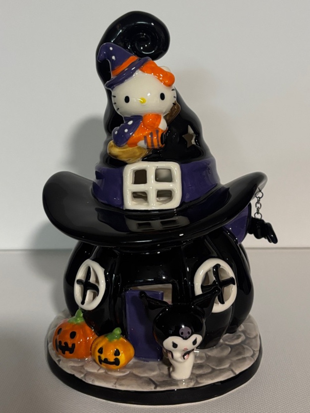 Hello Kitty Halloween Witch Hat House Figurine - Black, Purple & Orange
